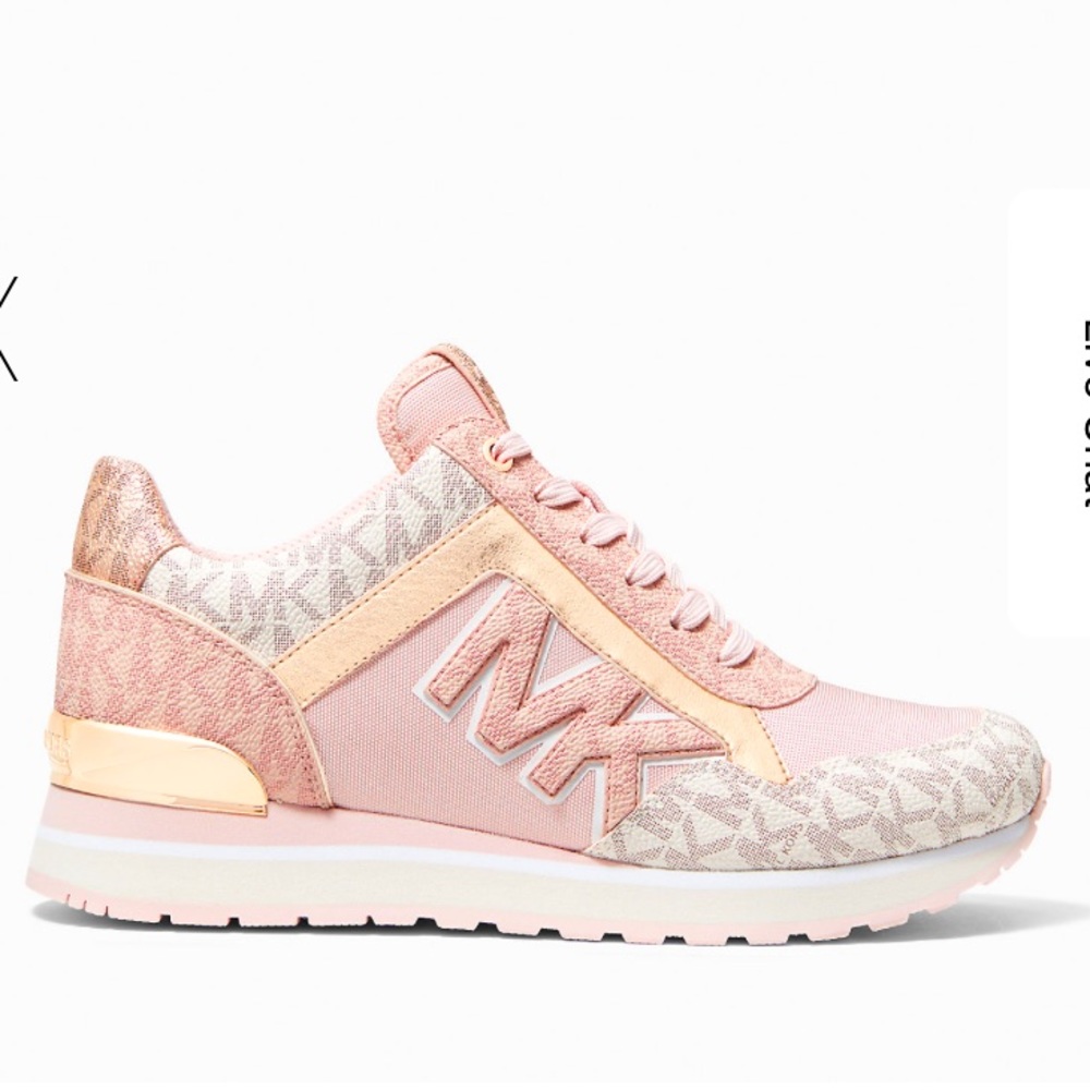 Size 7.5 brand new still in the box.